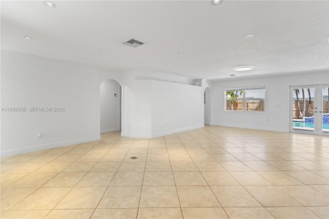 Villa ou maison à vendre à Dania Beach, Floride: 3 chambres, 137.87 m2 № 2057267 - photo 4