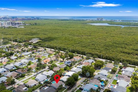 Villa ou maison à vendre à Dania Beach, Floride: 3 chambres, 137.87 m2 № 2057267 - photo 9