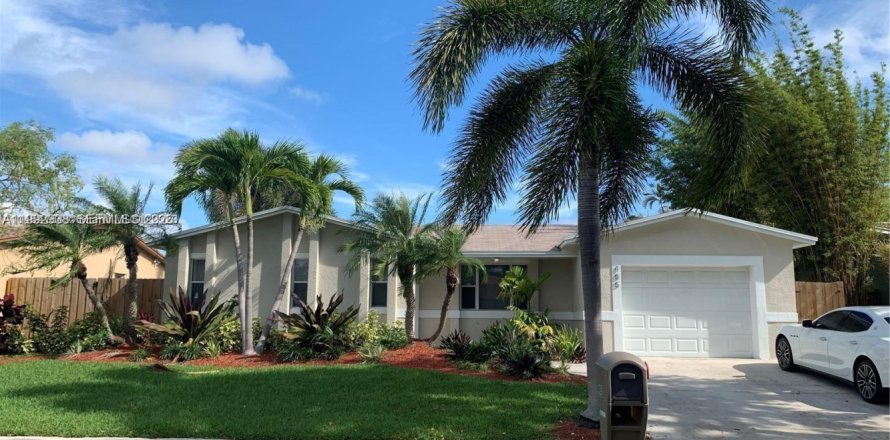 Villa ou maison à Dania Beach, Floride 3 chambres, 137.87 m2 № 2057267