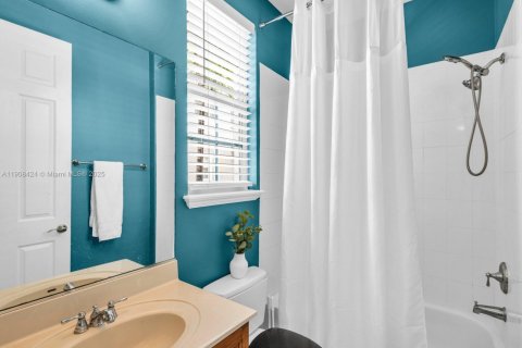 Touwnhouse à louer à Wilton Manors, Floride: 3 chambres, 174.66 m2 № 1966224 - photo 17