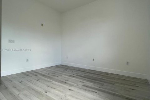 Condo in Fort Lauderdale, Florida, 2 bedrooms № 1942824 - photo 23