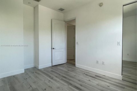 Condo in Fort Lauderdale, Florida, 2 bedrooms № 1942824 - photo 19