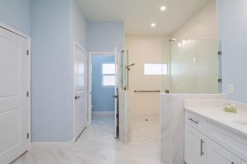 Villa ou maison à vendre à Port St. Lucie, Floride: 3 chambres, 243.96 m2 № 2413304 - photo 20