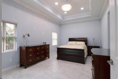Villa ou maison à vendre à Port St. Lucie, Floride: 3 chambres, 243.96 m2 № 2413304 - photo 14