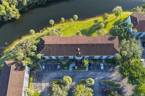 Condominio en venta en Coconut Creek, Florida, 2 dormitorios, 101.54 m2 № 1969687 - foto 25