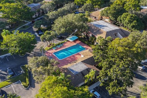 Condominio en venta en Coconut Creek, Florida, 2 dormitorios, 101.54 m2 № 1969687 - foto 27