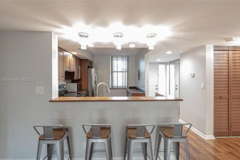 Condominio en venta en Coconut Creek, Florida, 2 dormitorios, 101.54 m2 № 1969687 - foto 5