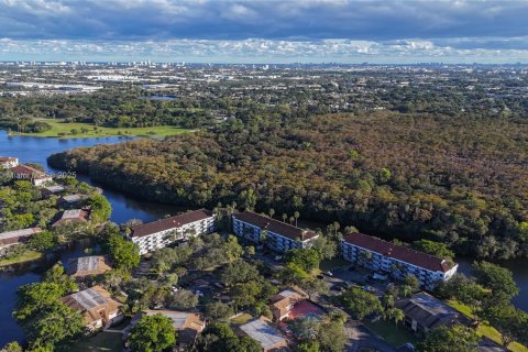 Condominio en venta en Coconut Creek, Florida, 2 dormitorios, 101.54 m2 № 1969687 - foto 28