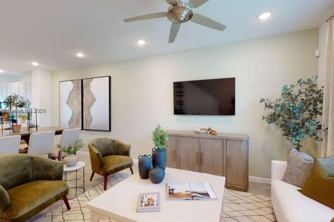 Снять в аренду таунхаус в Порт-Сент-Луси, Флорида 3 спальни, 136.01м2, № 1942301 - фото 14