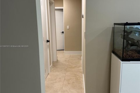 Villa ou maison à vendre à Coral Springs, Floride: 4 chambres, 181.25 m2 № 1942112 - photo 13