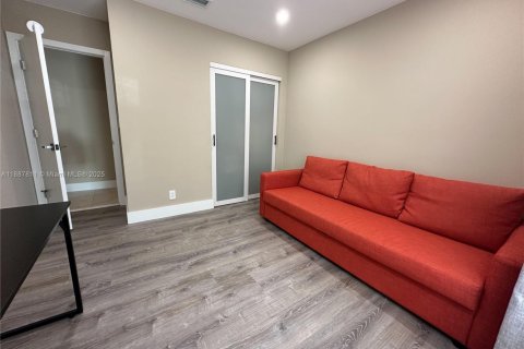 Casa en venta en Coral Springs, Florida, 4 dormitorios, 181.25 m2 № 1942112 - foto 16
