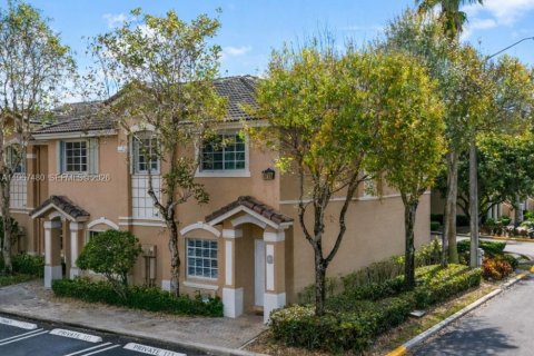 Adosado en venta en Doral, Florida, 3 dormitorios, 131.92 m2 № 2029281 - foto 18