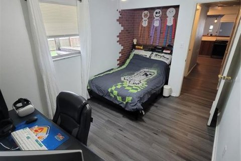 Villa ou maison à vendre à Pinellas Park, Floride: 3 chambres, 83.7 m2 № 2230840 - photo 25