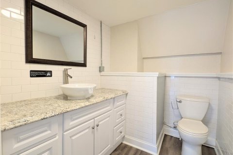 Propiedad comercial en alquiler en Saint Petersburg, Florida, 44.59 m2 № 1774884 - foto 6