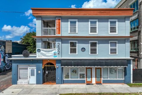 Propiedad comercial en alquiler en Saint Petersburg, Florida, 44.59 m2 № 1774884 - foto 2