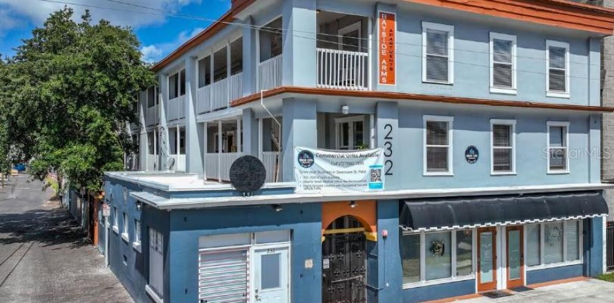 Propiedad comercial en Saint Petersburg, Florida 44.59 m2 № 1774884