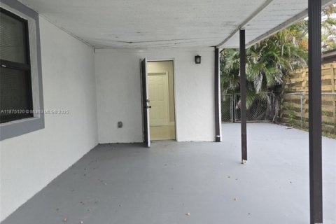 Купить виллу или дом в Хайалиа, Флорида 3 спальни, 106.84м2, № 1921757 - фото 17