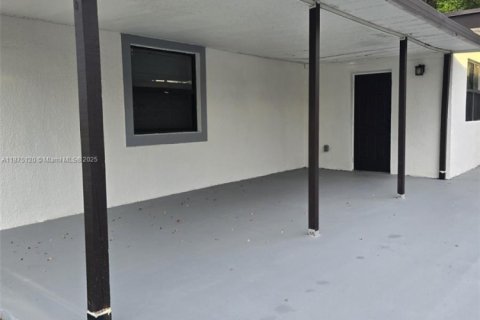 Купить виллу или дом в Хайалиа, Флорида 3 спальни, 106.84м2, № 1921757 - фото 18