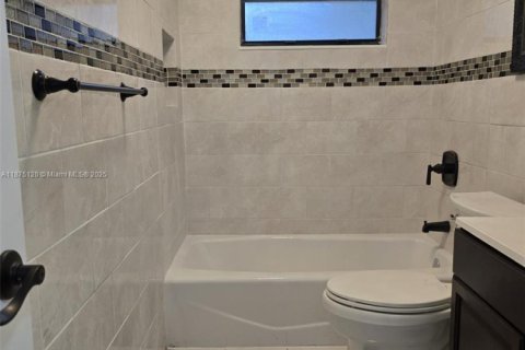 Купить виллу или дом в Хайалиа, Флорида 3 спальни, 106.84м2, № 1921757 - фото 10