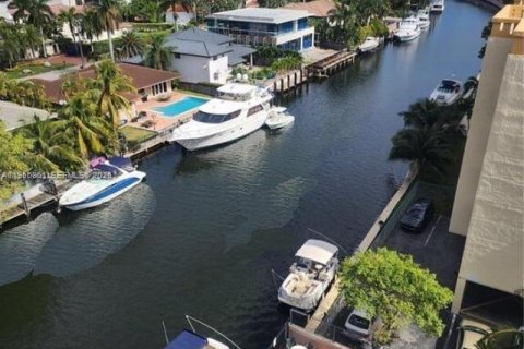 Copropriété à vendre à North Miami Beach, Floride: 1 chambre, 73.58 m2 № 2010718 - photo 11