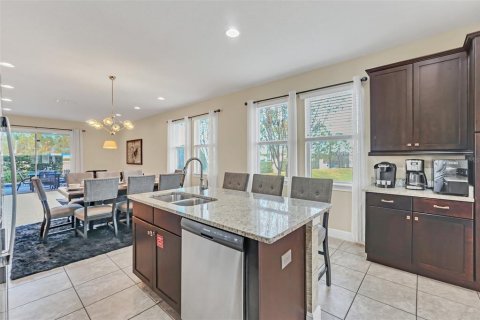 Casa en venta en Kissimmee, Florida, 8 dormitorios, 315.96 m2 № 1906745 - foto 11
