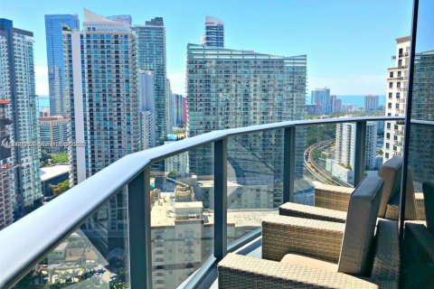 Condo in Miami, Florida, 2 bedrooms  № 2029869