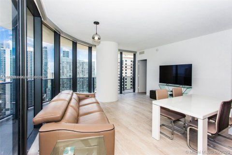Condo in Miami, Florida, 2 bedrooms  № 2029869 - photo 5