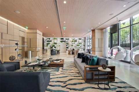 Condo in Miami, Florida, 2 bedrooms  № 2029869 - photo 21