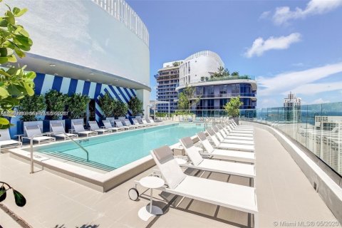 Condo in Miami, Florida, 2 bedrooms  № 2029869 - photo 29