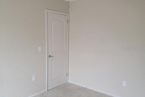 House in Port Charlotte, Florida 2 bedrooms, 114.55 sq.m. № 2117540 - photo 3