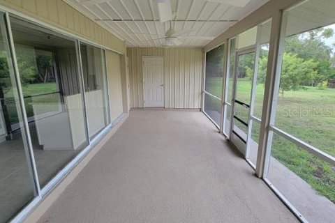 House in Port Charlotte, Florida 2 bedrooms, 114.55 sq.m. № 2117540 - photo 17