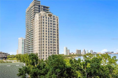 Copropriété à louer à Tampa, Floride: 2 chambres, 158.12 m2 № 2388361 - photo 13