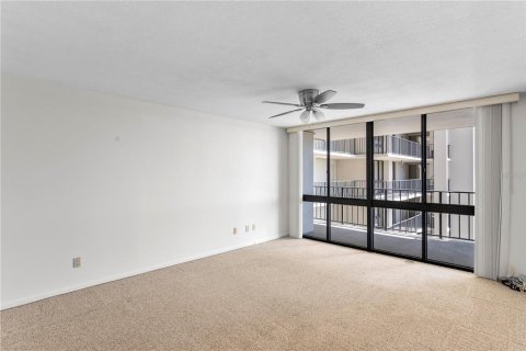 Copropriété à louer à Tampa, Floride: 2 chambres, 158.12 m2 № 2388361 - photo 20
