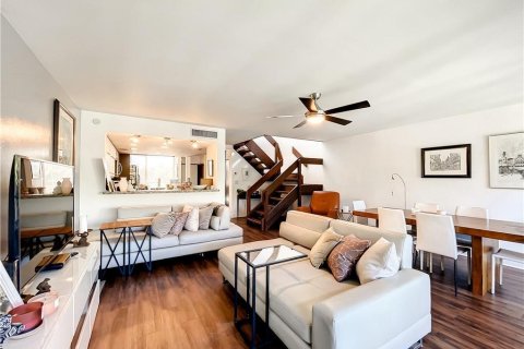 Condo in Pompano Beach, Florida, 2 bedrooms № 2083548 - photo 26