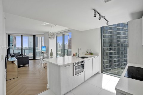 Купить кондоминиум в Майами, Флорида 4 спальни, 192.68м2, № 2374908 - фото 2