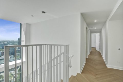 Купить кондоминиум в Майами, Флорида 4 спальни, 192.68м2, № 2374908 - фото 24