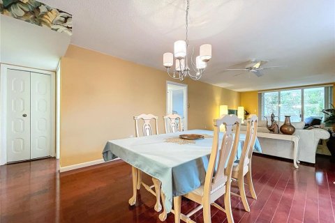 Copropriété à vendre à Clearwater, Floride: 2 chambres, 111.48 m2 № 1906172 - photo 8