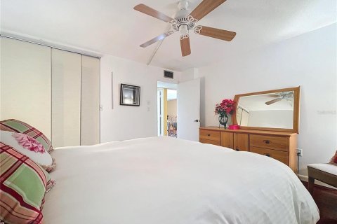 Copropriété à vendre à Clearwater, Floride: 2 chambres, 111.48 m2 № 1906172 - photo 24