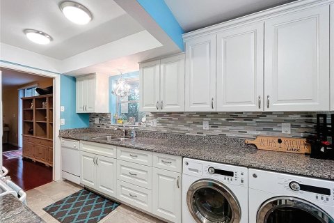 Copropriété à vendre à Clearwater, Floride: 2 chambres, 111.48 m2 № 1906172 - photo 16