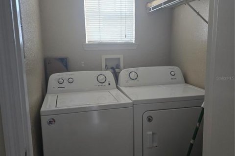 Снять в аренду кондоминиум в Киссимми, Флорида 4 комнаты, 95.32м2, № 2113986 - фото 18
