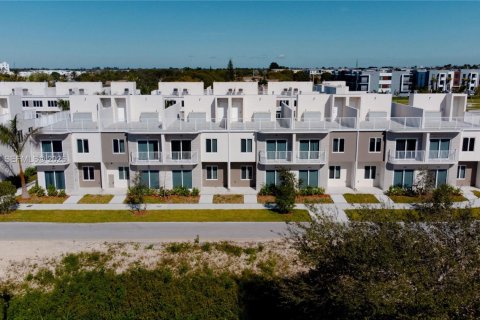 Touwnhouse à Homestead, Floride 4 chambres, 131.74 m2 № 2169236