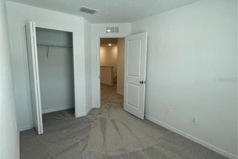 Townhouse in San Antonio, Florida 3 bedrooms, 151.8 sq.m. № 2259291 - photo 20