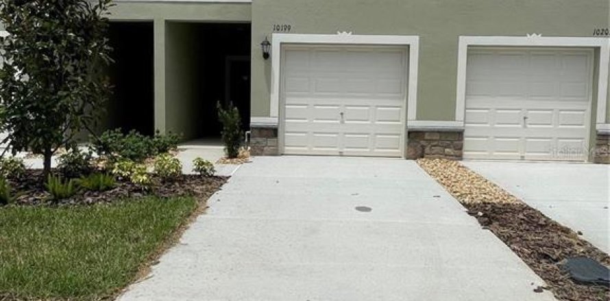 Townhouse in San Antonio, Florida 3 bedrooms, 151.8 sq.m. № 2259291
