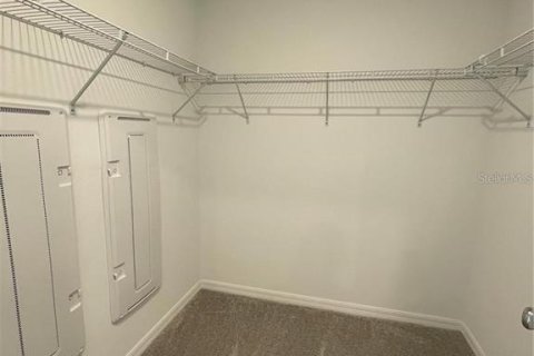 Townhouse in San Antonio, Florida 3 bedrooms, 151.8 sq.m. № 2259291 - photo 16