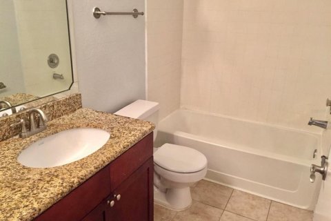 Condominio en alquiler en Orlando, Florida, 2 dormitorios, 91.79 m2 № 1915753 - foto 10