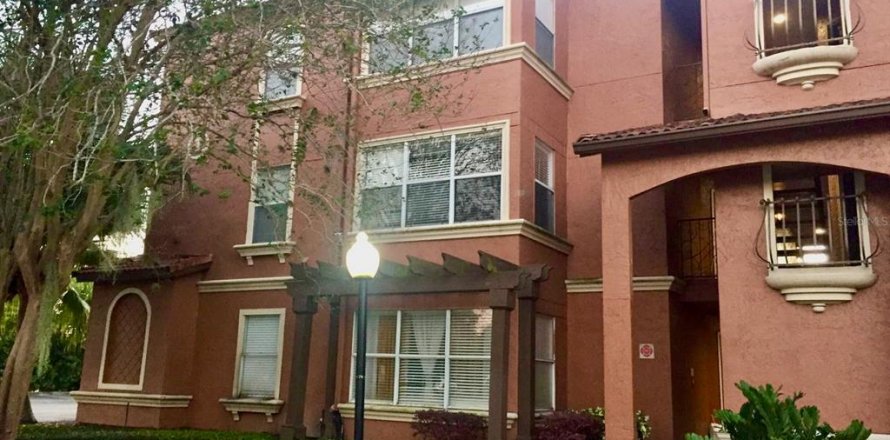 Condominio en Orlando, Florida, 2 dormitorios № 1915753