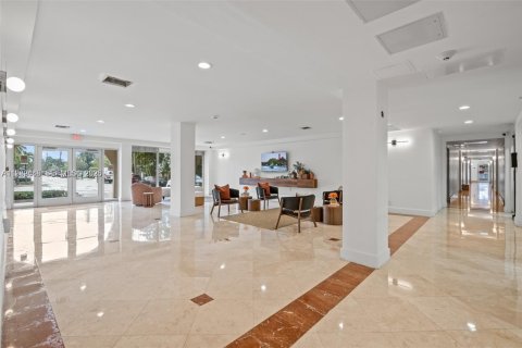 Copropriété à vendre à North Bay Village, Floride: 49.61 m2 № 2045946 - photo 7