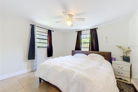 House in Pinellas Park, Florida 2 bedrooms, 76.37 sq.m. № 2308378 - photo 16