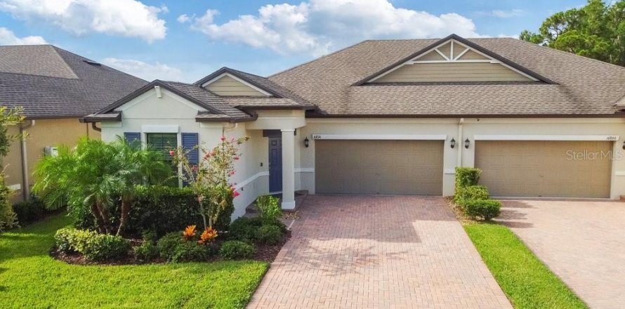 Villa ou maison à Land O' Lakes, Floride 3 chambres, 181.16 m2 № 1815843