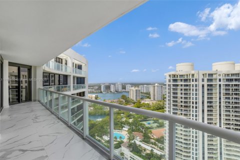 Купить кондоминиум в Авентура, Флорида 2 спальни, 298.31м2, № 1867657 - фото 21